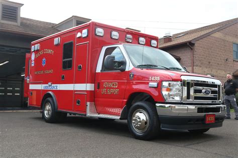 Rescue Squad Gets New Ambulance