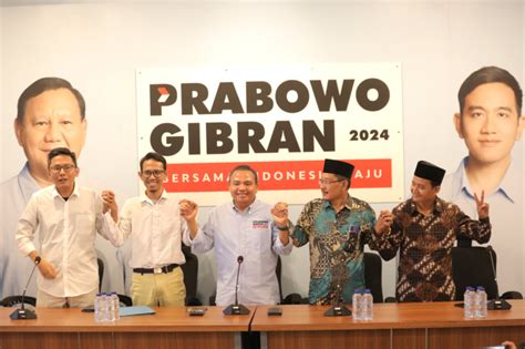 Masih Fokus Layani Masyarakat Prabowo Gibran Pilih Cuti Kampanye