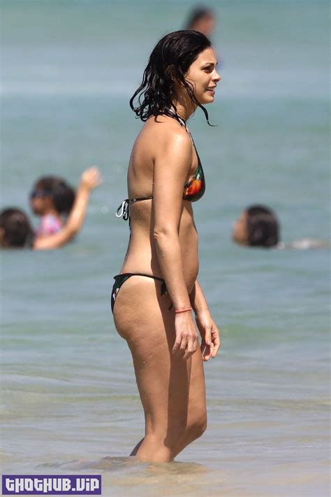 Morena Baccarin TheFappening Sexy Bikini In Rio De Janeiro Top Nude Leaks