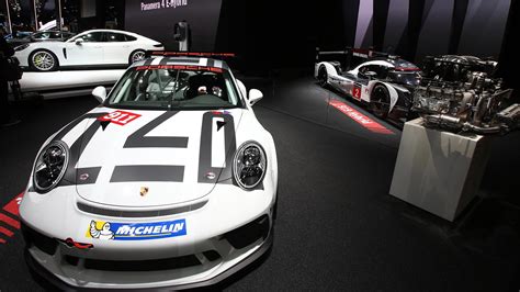 2017 Porsche 911 Gt3 Cup Race Car Revealed