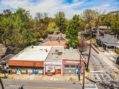 I didn't realize that it was for dual rear wheel trucks only. Retail Commercial Real Estate | Retail Properties | Bull ...