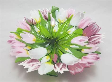 They hail from tropical climes, so they love high temperatures and high humidity. Custom Made 14 Fused Glass FLower or Leaf Bowl | Etsy ...