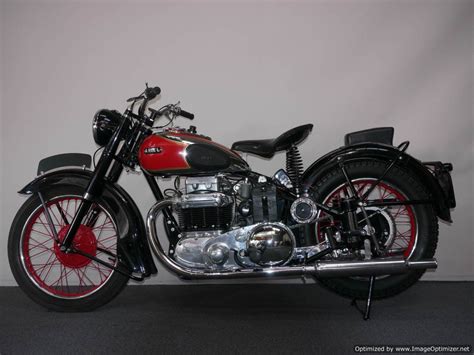 1948 Ariel Square Four 4h │ Nz Classic Motorcycles │ Nz Classic Motorcycles