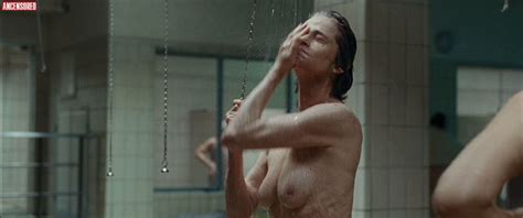 Charlotte Rampling Nue Dans Hannah