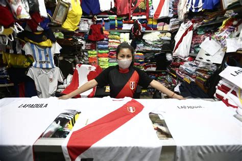 Join the discussion or compare with others! Gianluca Lapadula: Camisetas de la selección que usará el ...