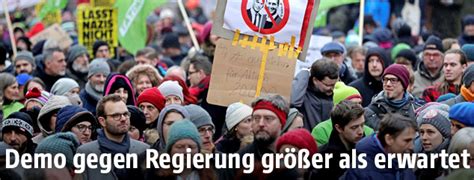 Finden sie hier weitere demonstrationen in unserem demokalender. Proteste in Wien: Antiregierungsdemo größer als erwartet ...
