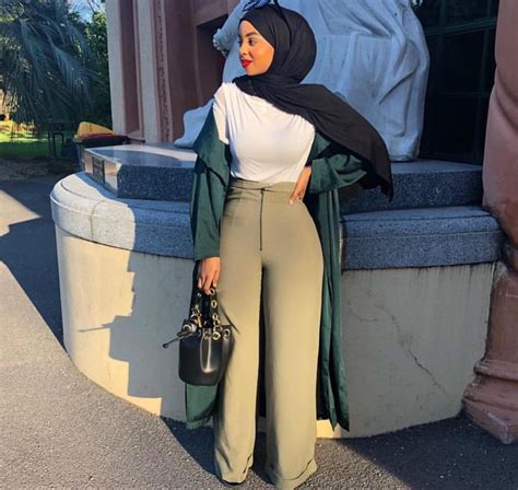 Pin By Rodeeyah On Modern Hijab Modern Hijab Fashion Hijabi Fashion