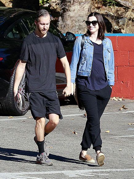 Anne Hathaway Steps Out With Husband After Pregnancy News