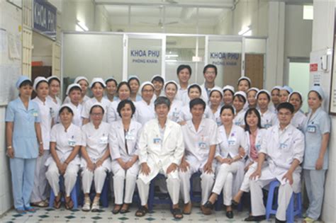 Dù về bệnh viện từ dũ từ ngày 20.4 nhưng đến ngày 26.4 mới khai nhập cảnh trái phép. Bệnh viện Từ Dũ có tốt không, có khám phụ khoa không?