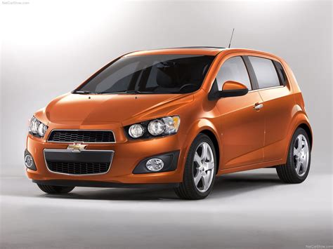 Nor is the interior as polished as the 2012 hyundai accent's. lundi 10 janvier 2011