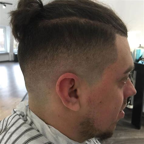 22 Best Man Bun Undercut Hairstyles in 2020 - Next Luxury