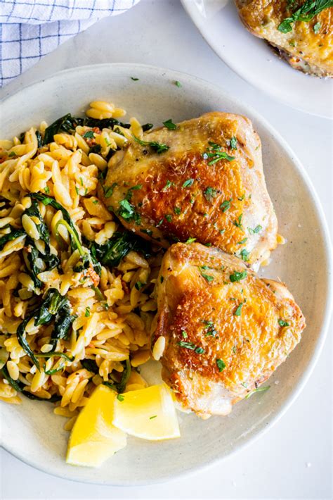 Tomato Spinach Orzo Pasta With Crispy Chicken Thighs Simply Delicious