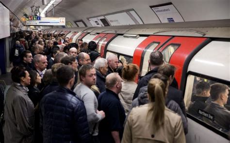 The London Underground Really Is Getting More Crowded Here Are The 10