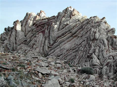 Geology Do Earthquakes Produce Folds On Rocks Earth Science Stack