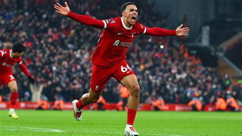liverpool vs fulham final score highlights result as reds steal seven goal thriller at the