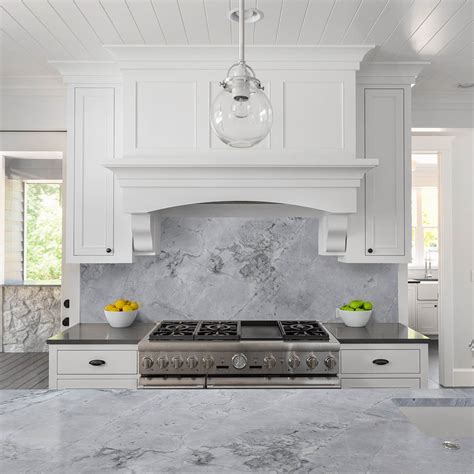 It has grown in popularity over the last few years because it resembles marble and will work great as a kitchen countertop, bathroom vanity top, backsplash, bar countertop or fireplace surround. Calacatta Super White - Slabs | Ciot