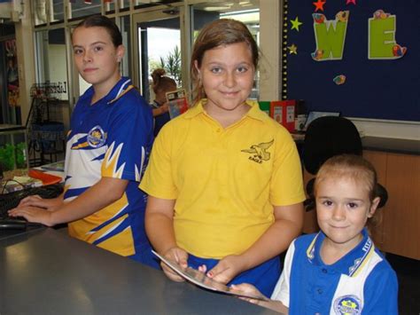 Readers Buddying Up At Fitzgerald State School Daily Mercury