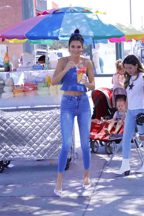 Kendall Jenner Street Style Los Angeles 08212018 • Celebmafia