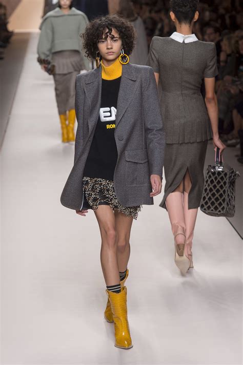 Fendi Fall 2018 Ready To Wear Fashion Show Collection Fashion