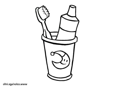 Flat lay with bath sponge near toothbrush, piece of soap, pumice stone and cup with flowers on white background. Dessin Brosse A Dent Bestof Photos Coloriage Brosse A Dent ...
