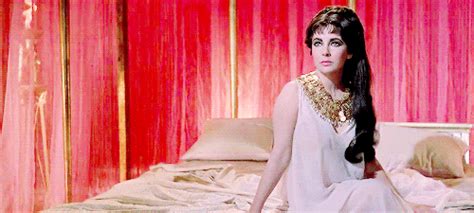 elizabeth taylor in cleopatra 1963 elizabeth taylor cleopatra elizabeth