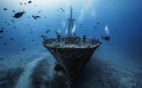 Pin On Shipwrecks Sunken Ships Submechanophobia