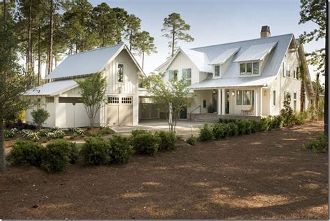 90 Modern American Farmhouse Exterior Landscaping Design 45 Modern