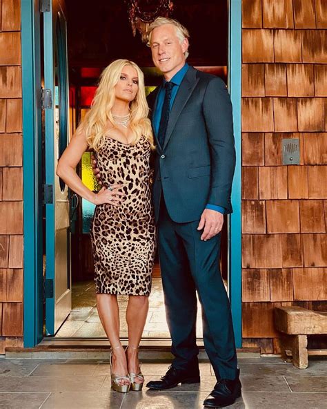 Jessica Simpson Stuns In Sexy Leopard Look For Date Night With Husband