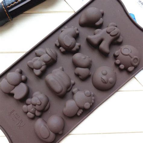 Cake pop recipe with tips to decorate. 1 Cake Mold Silicone Baking Pan Pizza Chocolate Diy Mould Kawaii Snoopy | Chocolate diy, Cake ...