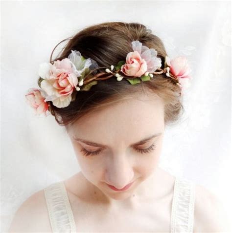 Favorite 30 Fairy Hairstyles Ideas For Women Bridal Flower Headpiece