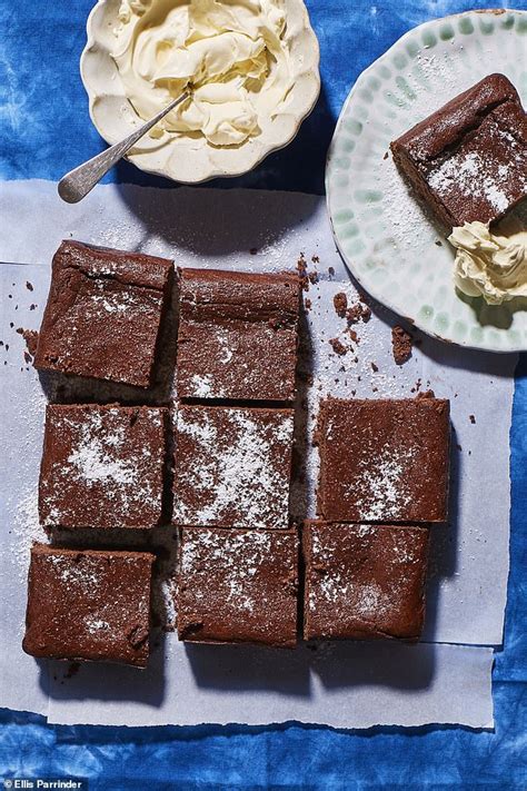Check out the perfect recipe to make delicious and tempting mousse cake with chocolate ganache from scratch. Chocolate Mousse Brownies | Daily Mail Online