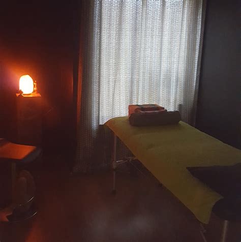 Sanctuary 20 50 60 Minute Full Body Massage Nonsexual 20 Barranduna Dr Mount Nasura Wa