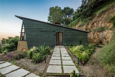 Photo 10 of 17 in You Can Rent Architect A. Quincy Jones’s Incredibly