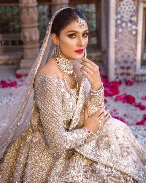 latest beautiful bridal photoshoot of ayeza khan pakistani drama celebrities