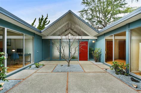 Dwells 10 Most Coveted Eichlers For Sale 2019 Dwell Eichler Homes