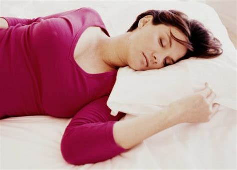 7 Reasons Why You Should Sleep On Your Left Side Iqgal