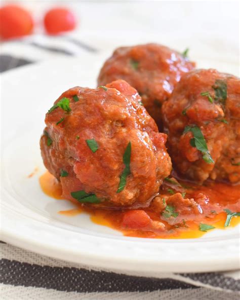 Cooking With Manuela Italian Meatballs In Tomato Sauce Polpette Al Sugo