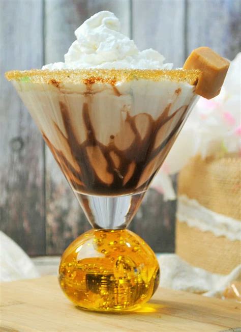 Unlike most caramel recipes, this salted caramel doesn't require a candy thermometer. Salted Caramel Cheesecake Martini.