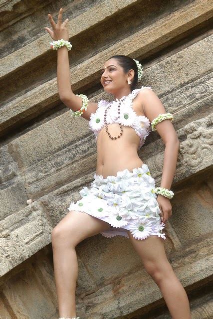 Kannada Actress Ragini Navel Show Indian Film Actresses Hot And Sexy