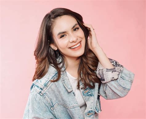 • 1 млн просмотров 3 года назад. Biodata,Profil dan Fakta Steffi Zamora