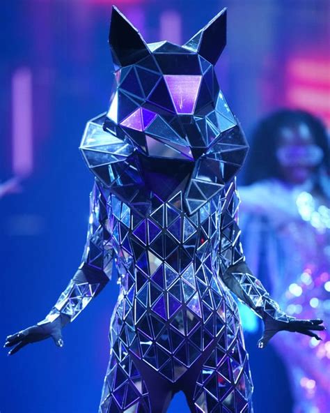 Keep guessing along with the masked dancer — wednesdays at 8/7c on fox! The Masked Singer: Who is the Fox? The big clues you ...