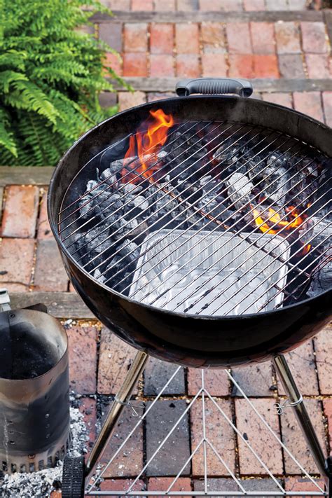In culinary terminology, broil vs. Briquettes vs. Natural Lump Charcoal - Taste of the South