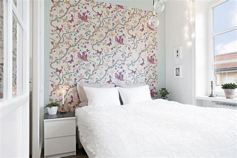 Small Bedroom With Colourful Wallpaper