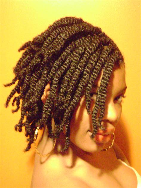 Cornrow To The Side Braided Hairstyle Right Side