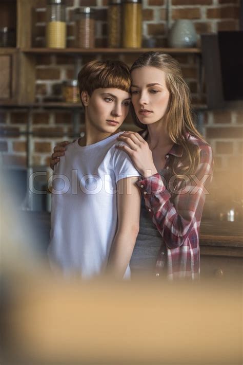 Young Lesbians Pictures