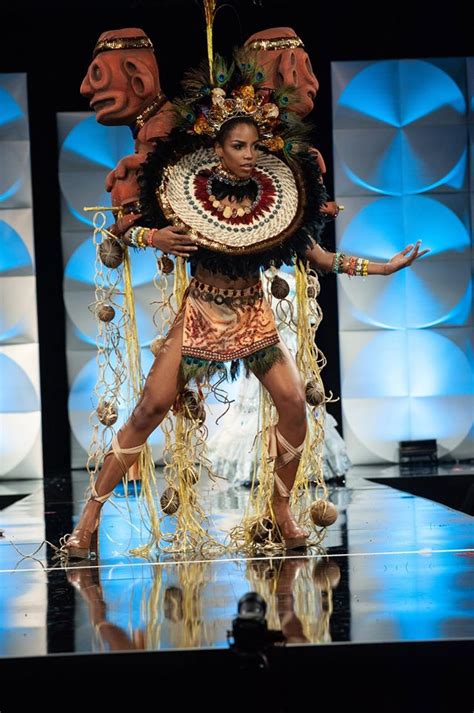 dominican republic s clauvid dály finishes in miss universe 2019 top 20 in atlanta georgia