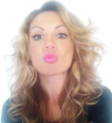 Introducing Duck Face The Instagram Photo Trend That Has Our Heads