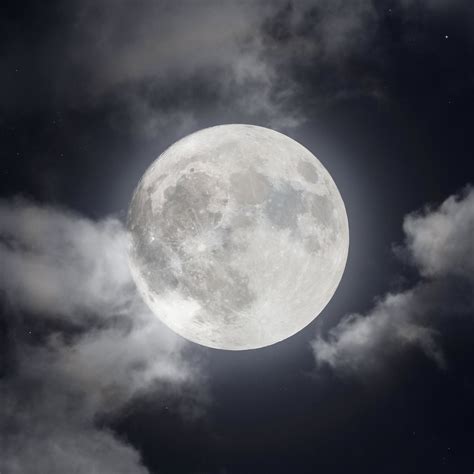 Para Crear Esta Maravillosa Imagen De 110 Megapíxeles De La Luna Llena