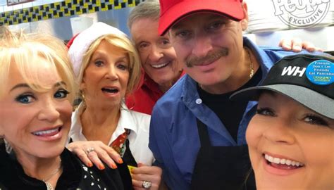 KID ROCK TANYA TUCKER GRETCHEN WILSON AND JEANNIE SEELY CAMEO IN BILL ANDERSONS WAFFLE HOUSE