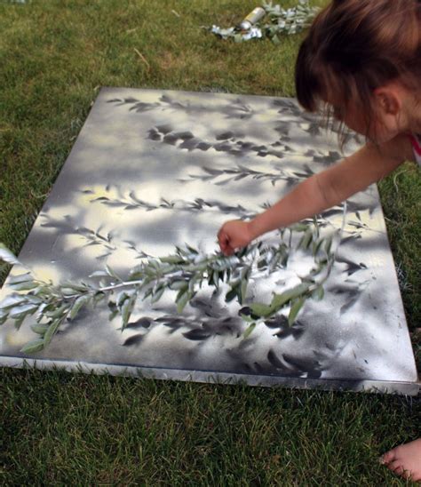 Diy Spray Paint Art On Canvas For Kids This Easy Botanical Tutorial
